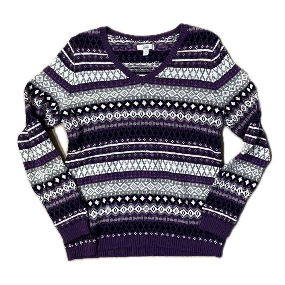 Croft & Barrow Purple and White V-Neck Sweater
